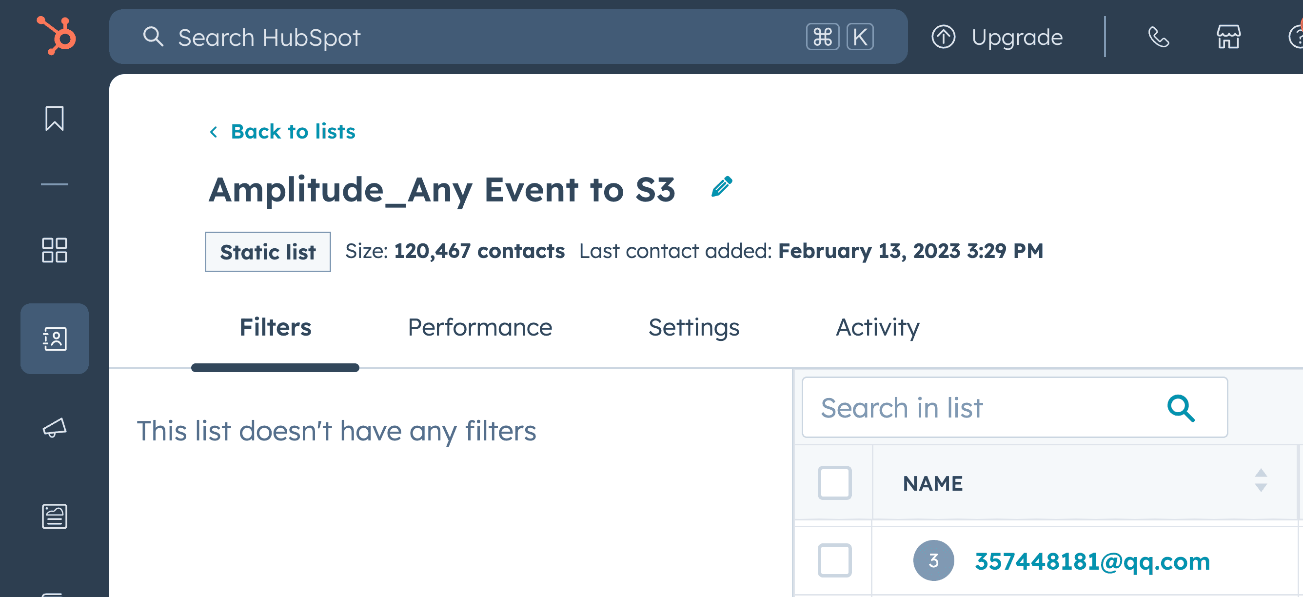 Amplitude cohort data flows into HubSpot contact lists.